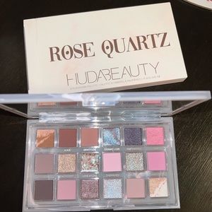 BNIB Huda Beauty Rose Quartz Eyeshadow Palette